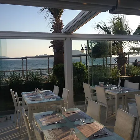 Dragut Point North אתר נופש טורגוטריס