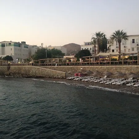 Dragut Point North 3*