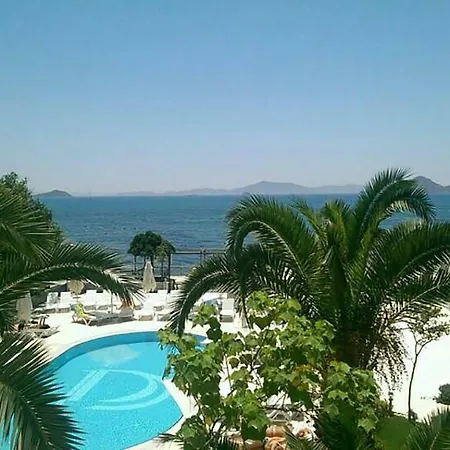 Dragut Point North Resort