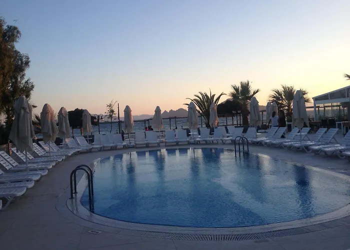 Dragut Point North Resort