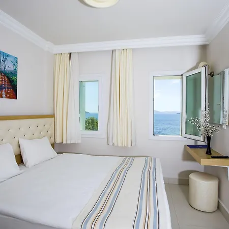 Resort Dragut Point North