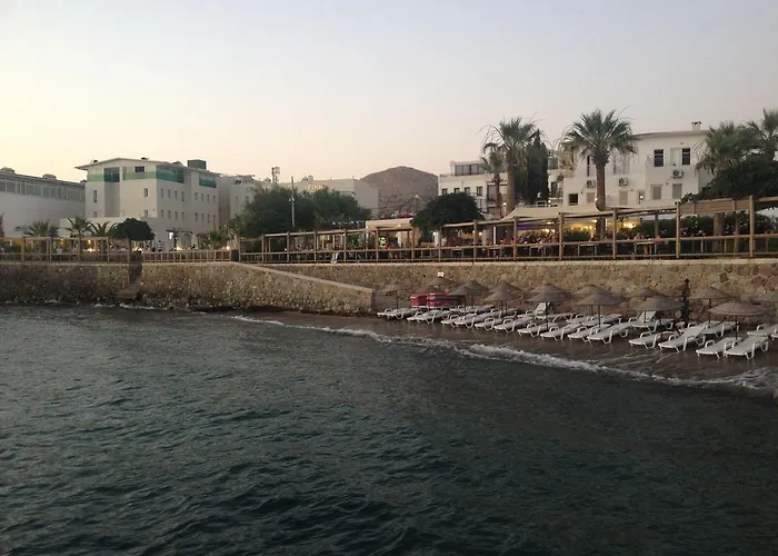 Dragut Point North 3*