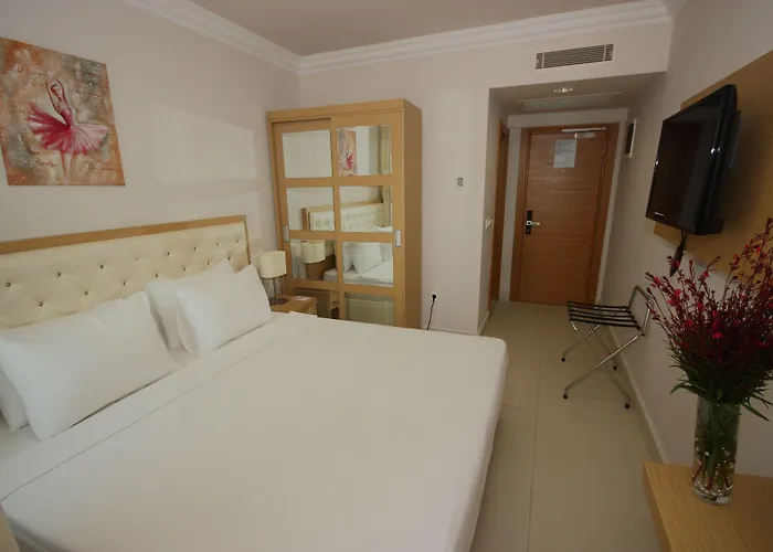 Dragut Point North טורגוטריס